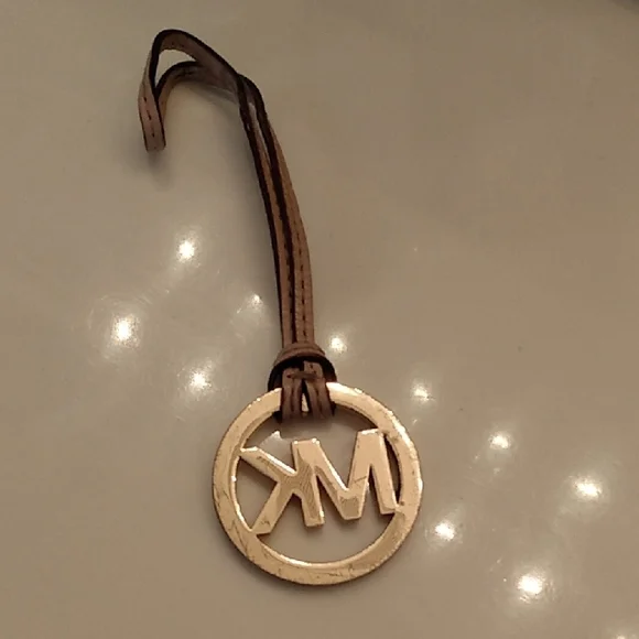 Michael Kors Bag Fob Purse Tag - Picture 5 of 10